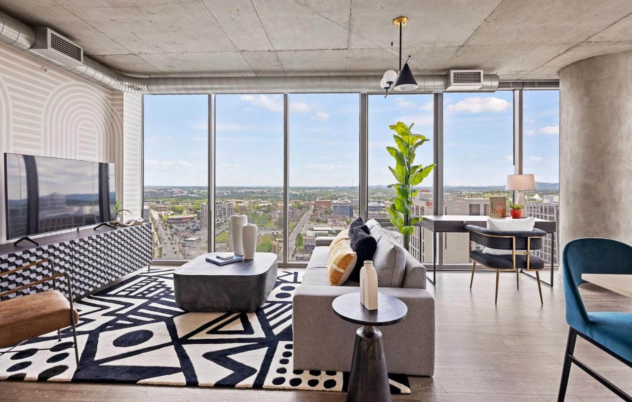 Placemakr Premier Sobro Nashville Dış mekan fotoğraf A staged apartment at The Van Alen