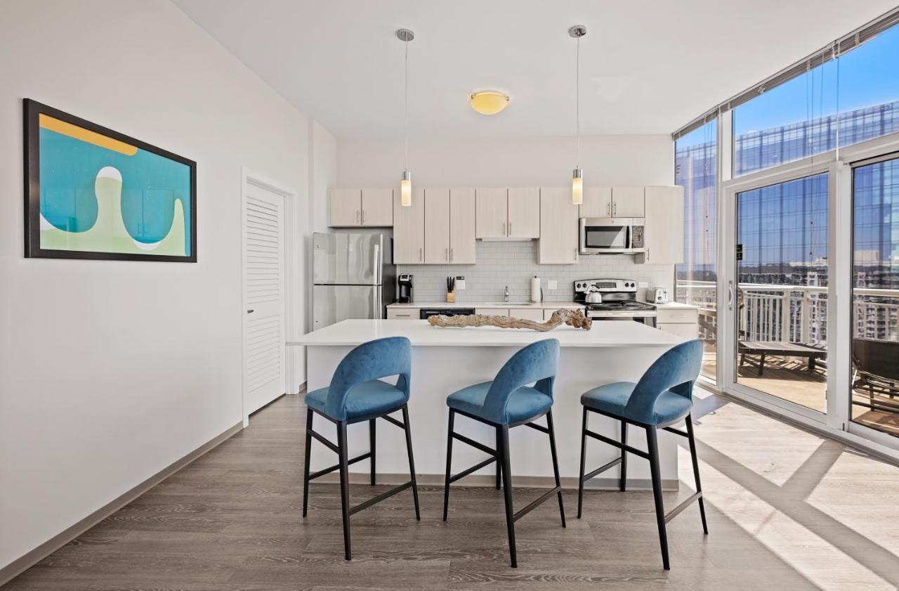 Placemakr Premier Sobro Nashville Dış mekan fotoğraf The kitchen in a typical apartment