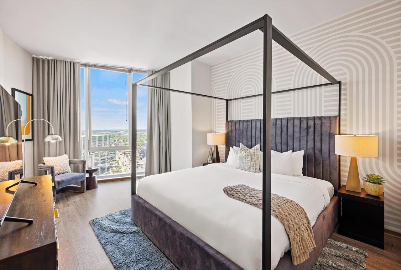 Placemakr Premier Sobro Nashville Dış mekan fotoğraf A bedroom at the West Hollywood Edition