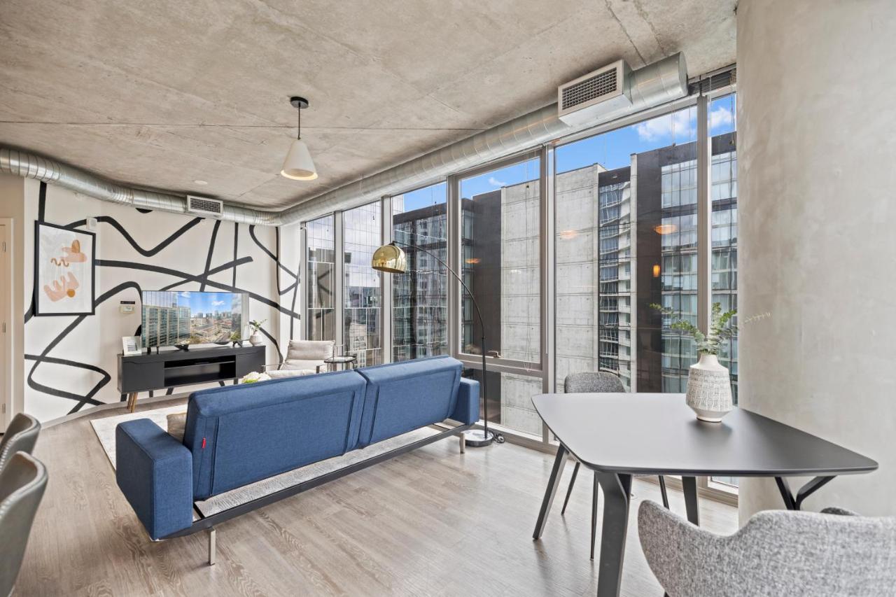Placemakr Premier Sobro Nashville Dış mekan fotoğraf A staged apartment at 1000M